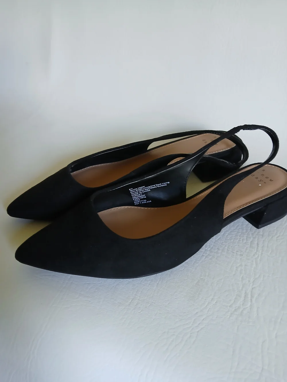 a new day Black Pointed Toe Faux Suede Slingback Flats Sz8.5M